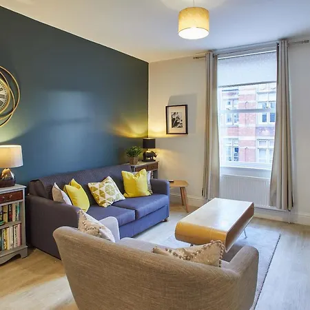 4 Blue Bridge Court Apartment York